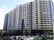 Satılır 2 otaqlı 80 m2 yeni tikili Nizami m.