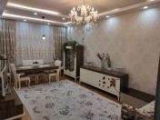 Satılır 3 otaqlı 98 m2 yeni tikili Nizami m.