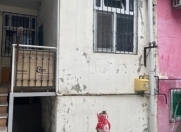 Satılır 2 otaqlı 44 m2 köhnə tikili Sahil m.