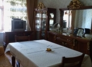 Satılır 4 otaqlı 100 m2 köhnə tikili Azadlıq prospekti m.