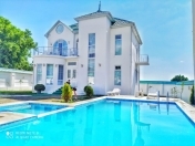 İcarəyə verilir 6 otaqlı 270 m2 bağ evi Qəbələ