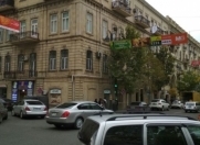 Satılır 4 otaqlı 120 m2 köhnə tikili 28 May m.