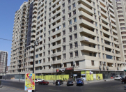 Satılır 4 otaqlı 240 m2 yeni tikili Şah İsmayıl Xətai m.