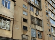 Satılır 1 otaqlı 35 m2 köhnə tikili Xalqlar Dostluğu m.