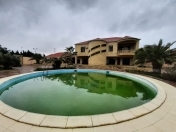 Satılır 6 otaqlı 700 m2 bağ evi Şüvəlan Park ticarət mərkəzi