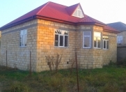 Satılır 3 otaqlı 100 m2 həyət evi Quba