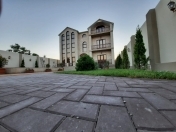 Satılır 5 otaqlı 400 m2 bağ evi Şüvəlan Park ticarət mərkəzi