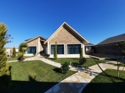 Satılır 4 otaqlı 205 m2 bağ evi Şüvəlan Park ticarət mərkəzi