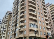 Satılır 3 otaqlı 133 m2 yeni tikili 28 May m.