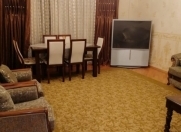 İcarəyə verilir 4 otaqlı 170 m2 yeni tikili Yasamal r.