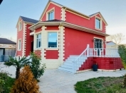 Satılır 4 otaqlı 250 m2 bağ evi Mərdəkan