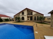 Satılır 5 otaqlı 210 m2 bağ evi Şüvəlan Park ticarət mərkəzi