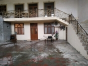 Satılır 6 otaqlı 220 m2 həyət evi Gəncə