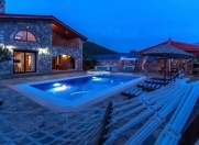 İcarəyə verilir 5 otaqlı 170 m2 bağ evi Qəbələ