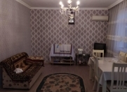 Satılır 4 otaqlı 400 m2 həyət evi Y.Ramana