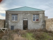 Satılır 3 otaqlı 72 m2 həyət evi Binə