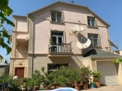 Satılır 11 otaqlı 500 m2 bağ evi Qara Qarayev m.