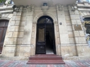 Satılır 4 otaqlı 125 m2 köhnə tikili Sahil m.