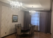 Satılır 3 otaqlı 123 m2 yeni tikili 28 May m.