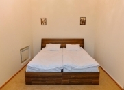 İcarəyə verilir 1 otaqlı 29 m2 köhnə tikili Park Bulvar