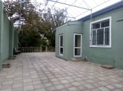 Satılır 4 otaqlı 130 m2 həyət evi Ramana