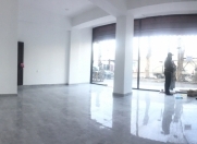 Satılır 2 otaqlı 50 m2 obyekt 8 km