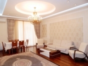 İcarəyə verilir 3 otaqlı 165 m2 yeni tikili Odlar Yurdu Universiteti