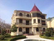 Satılır 11 otaqlı 800 m2 bağ evi Novxanı