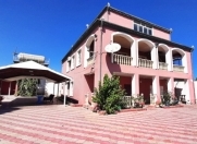 Satılır 4 otaqlı 550 m2 bağ evi Novxanı