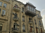 Satılır 2 otaqlı 90 m2 köhnə tikili 28 may