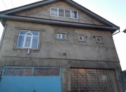 Satılır 5 otaqlı 260 m2 həyət evi Lənkəran