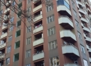 Satılır 4 otaqlı 177 m2 yeni tikili Elmlər Akademiyası m.