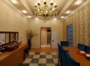 Satılır 3 otaqlı 70 m2 köhnə tikili Qara Qarayev m.