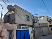 Satılır 6 otaqlı 150 m2 həyət evi Çermet 