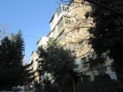 Satılır 1 otaqlı 32 m2 köhnə tikili İnşaatçılar m.