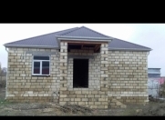 Satılır 4 otaqlı 100 m2 həyət evi Xaçmaz