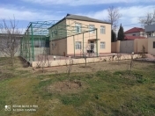 Satılır 7 otaqlı 200 m2 həyət evi Binə