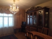 Satılır 4 otaqlı 86 m2 köhnə tikili Gəncə