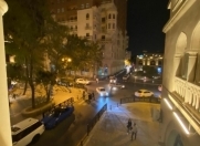 Satılır 5 otaqlı 130 m2 köhnə tikili Sahil m.