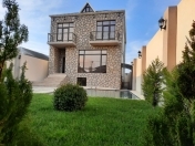 Satılır 4 otaqlı 300 m2 bağ evi Şüvəlan Park ticarət mərkəzi