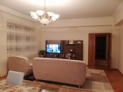 Satılır 4 otaqlı 154 m2 yeni tikili Nizami m.