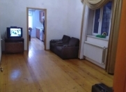 Satılır 3 otaqlı 78 m2 köhnə tikili Montin