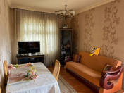 Satılır 3 otaqlı 60 m2 köhnə tikili Bakıxanov