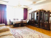 Satılır 5 otaqlı 226 m2 yeni tikili 8 mkr