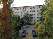 Satılır 2 otaqlı 50 m2 köhnə tikili 5 mkr