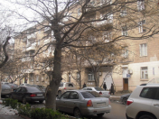 Satılır 1 otaqlı 35 m2 köhnə tikili Elmlər Akademiyası m.