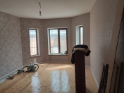 Satılır 3 otaqlı 105 m2 həyət evi Binə