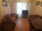 Satılır 3 otaqlı 136 m2 yeni tikili Badamdar