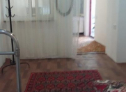 İcarəyə verilir 2 otaqlı 35 m2 həyət evi İncəsənət və Mədəniyyət Un.