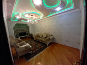 Satılır 4 otaqlı 100 m2 köhnə tikili Bakıxanov